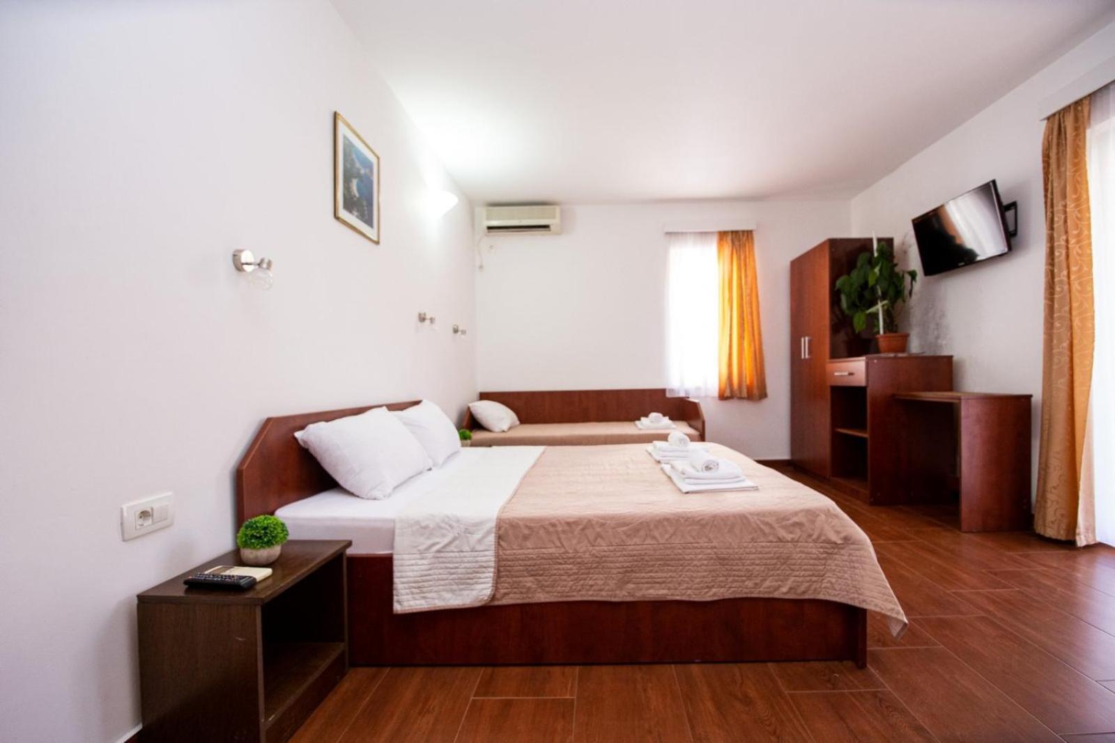 Appartement Ipera à Budva Extérieur photo