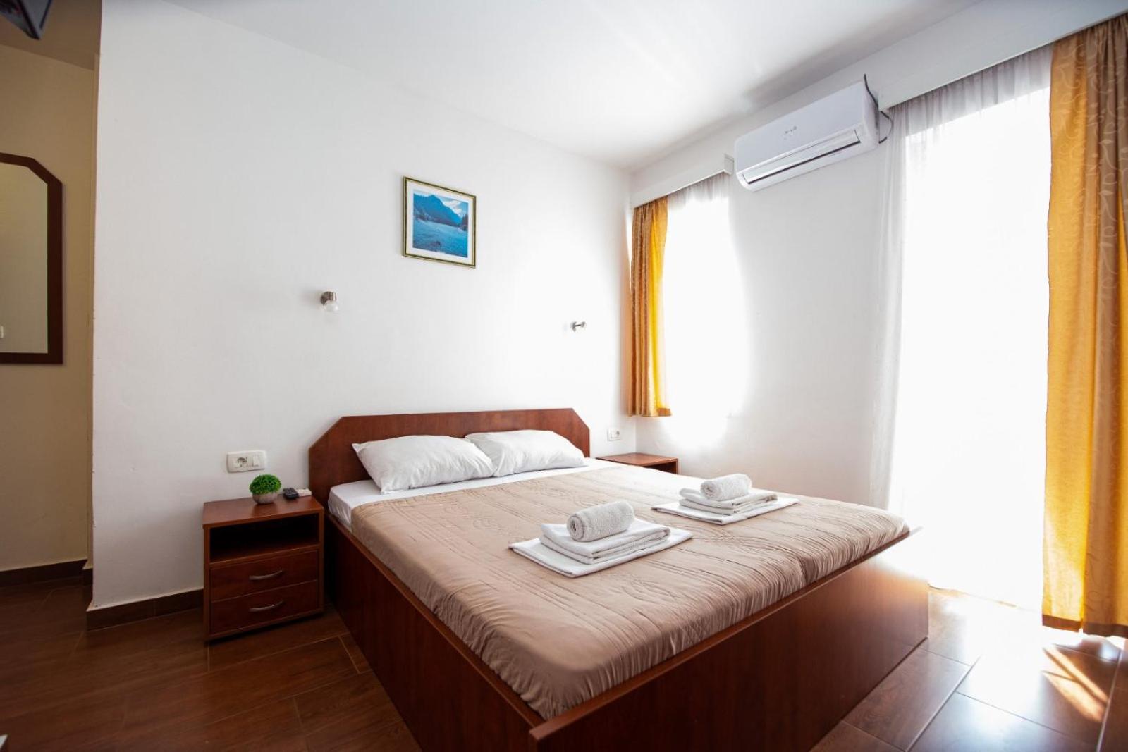 Appartement Ipera à Budva Extérieur photo