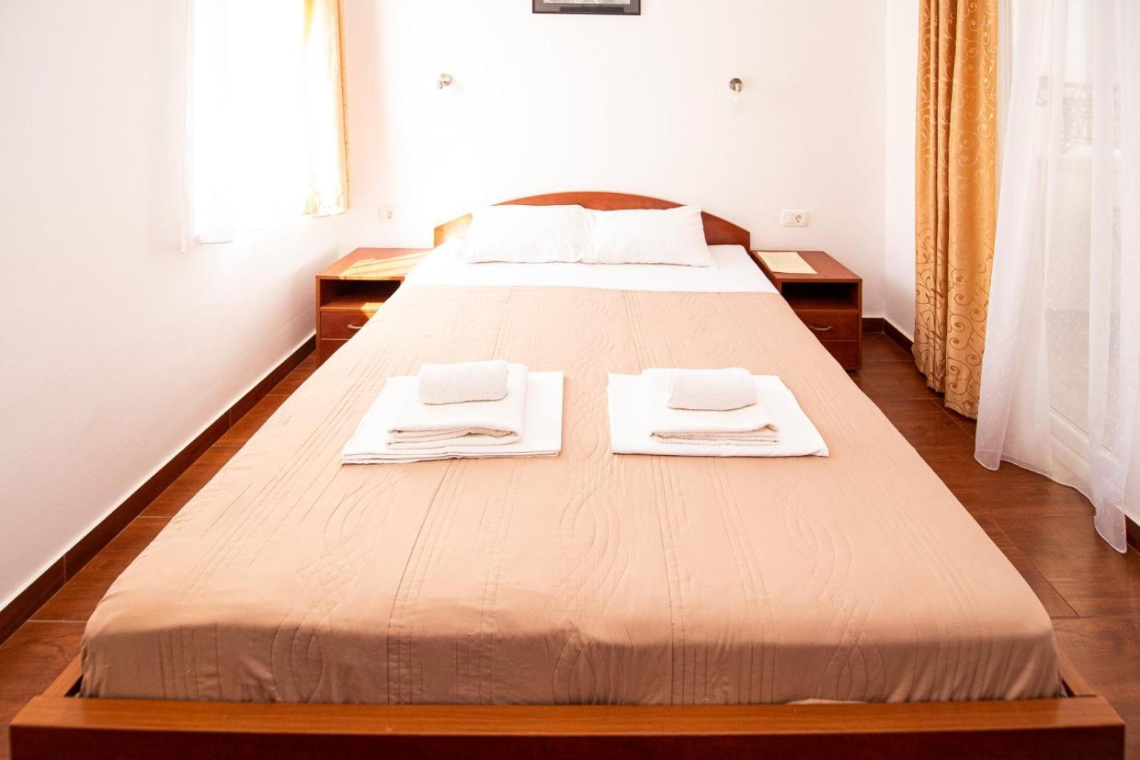Appartement Ipera à Budva Extérieur photo