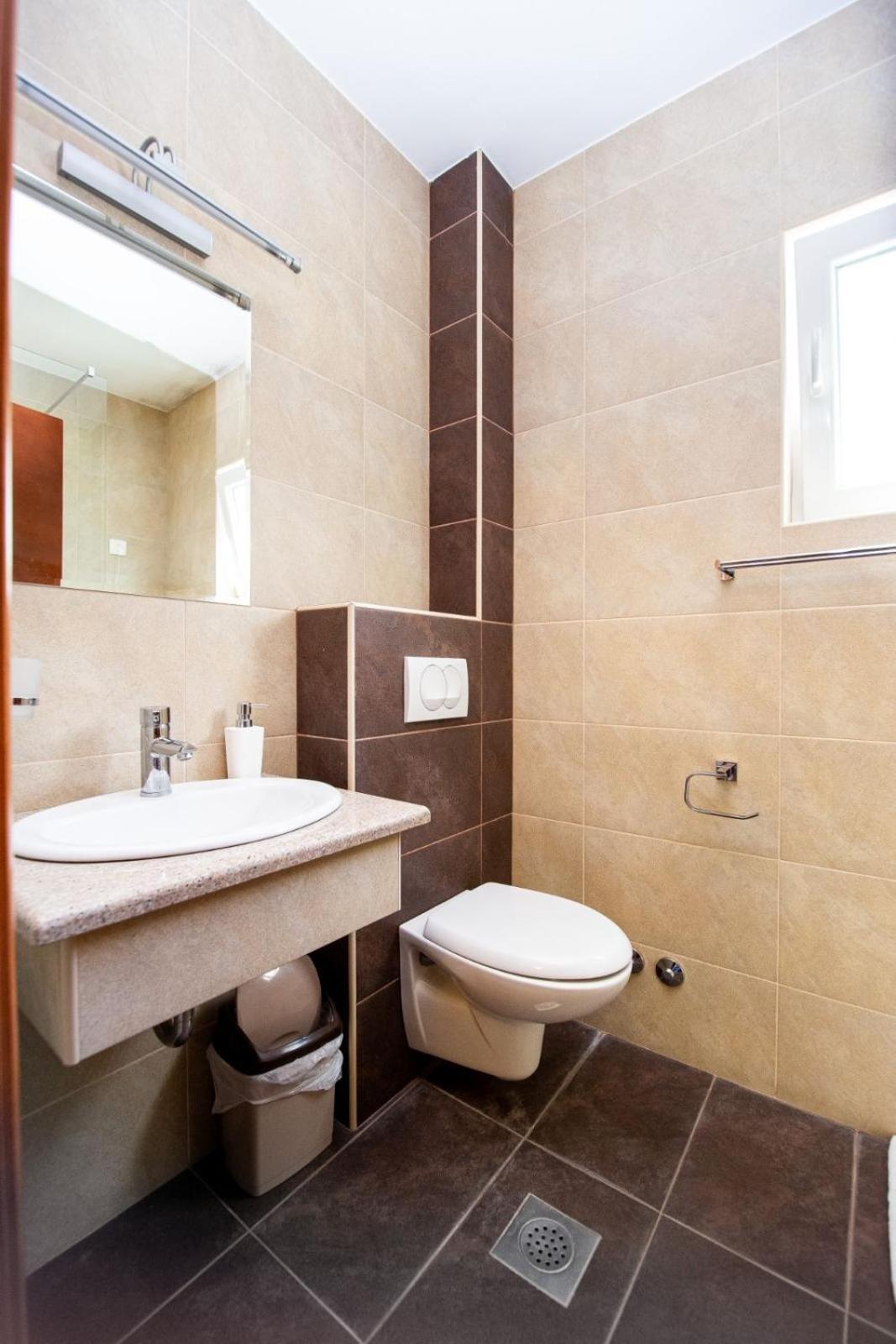 Appartement Ipera à Budva Extérieur photo
